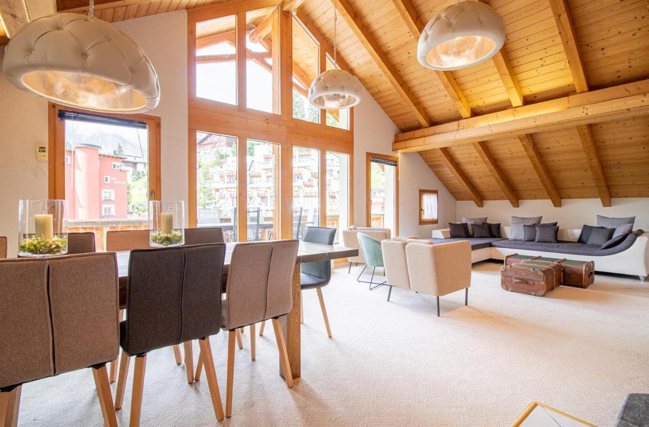Penthouse Im Haus Padrun By Vacations