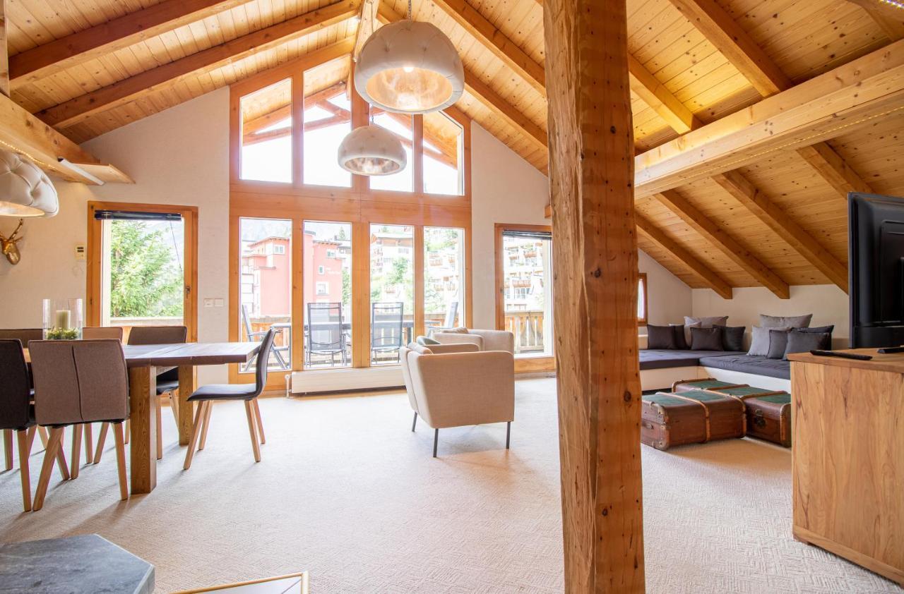 Penthouse Im Haus Padrun By Vacations Apartment *