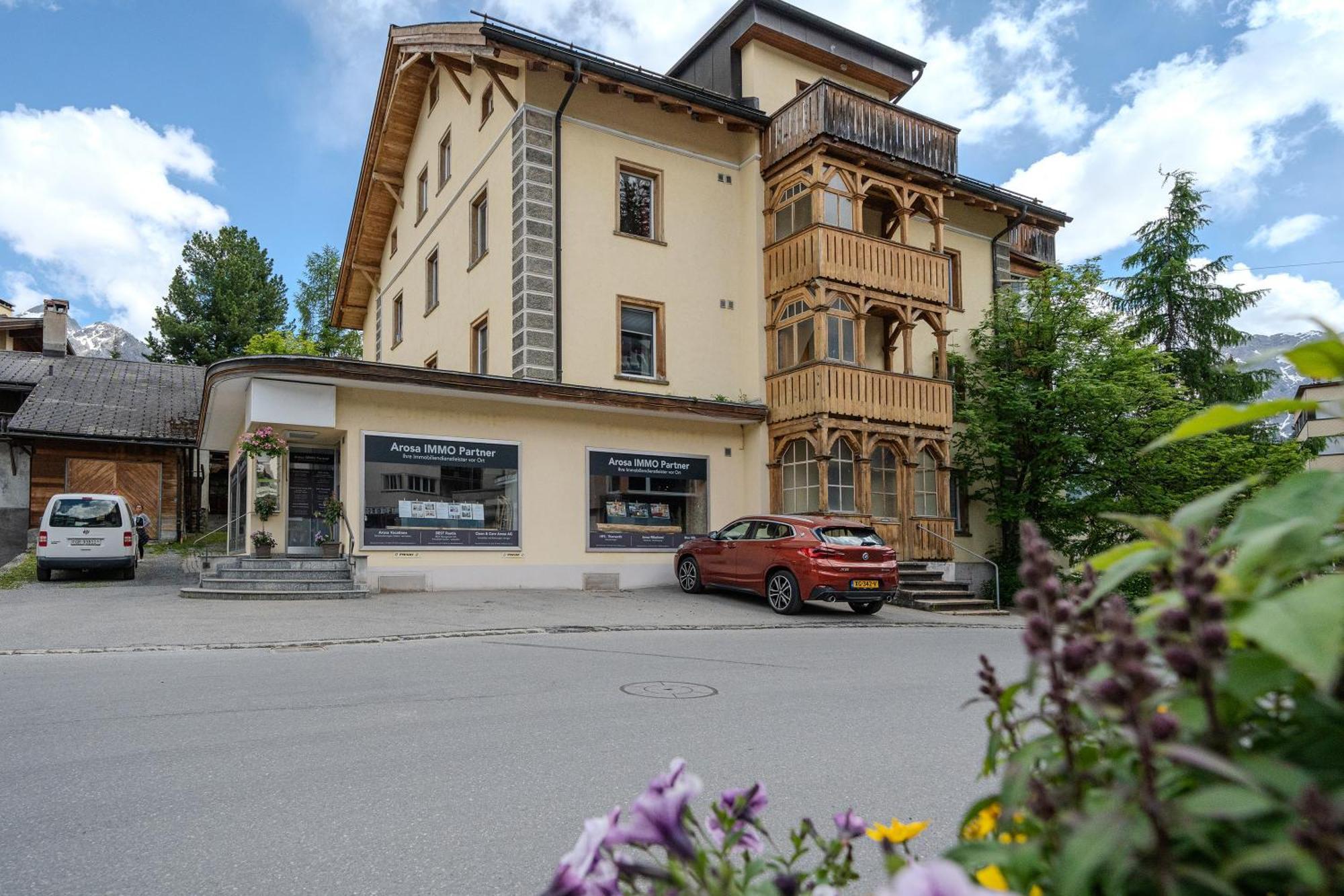 Penthouse Im Haus Padrun By Vacations Apartment *