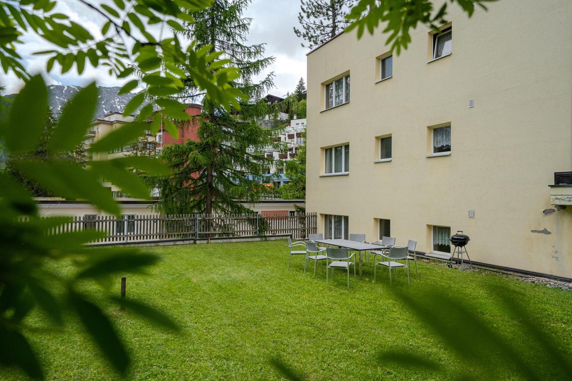 Penthouse Im Haus Padrun By Vacations